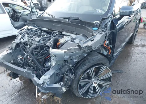 2025 Volvo Xc90 Plug-In Hybrid T8 Ultra 7-Seater from USA, damaged, VIN YV4H60PF5S1314734